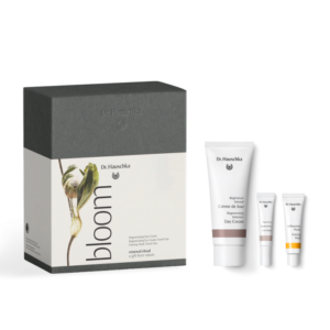 Dr.Hauschka Giftset Bloom Regeneratie Dagcreme 40 ml + Reg. Oogcreme 2,5 ml + Verstevigend Masker 10ml